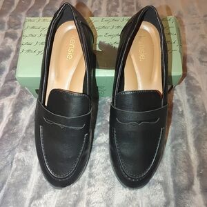 Kensie Black Leather Penny Loafers